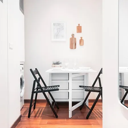 Fully Furnished Flat Arco Della Pace By Easylife Apartament