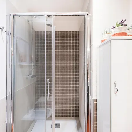 Fully Furnished Flat Arco Della Pace By Easylife * Milan
