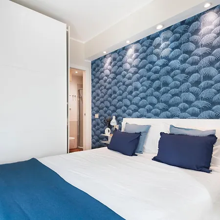 Fully Furnished Flat Arco Della Pace By Easylife شقة